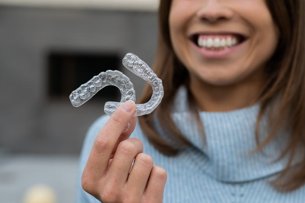 AirSmile Invisible Brace